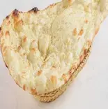 ガーリックナン Garlic Naan(ASIAN DINING SAINO)