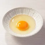 生卵(1個)(恵比寿キムカツ 三宮南店)