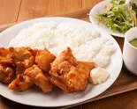 から揚げプレート(湯島大衆バル 鶏ットリア ~torittoria~(トリットリア))