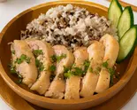 16穀米ともも肉のカオマンガイ Khao Man Gai (Chicken Thigh)(16穀米の美活カオマンガイ 初音町店)