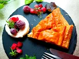 ベルギーアップルパイ〈バニラアイス添え〉 Belgian apple pie（【アサイー＆スムージーボウル】シリアルモンスター尾久）