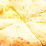 チーズナン/CHEESE NAN（Asian Dinning New Juntara ＆ Bar）