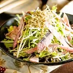 半生かつお節とじゃこの和風サラダ(楽が気 新橋本店)