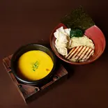 ワンタンカレーつけ麺（カレーつけ麺専門店 しゅういち 恵比寿店）