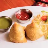 サモサ (2Pc Samosa)（Satkar）