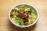牛すじとキャベツ塩ニンニク炒め（たけぶち）