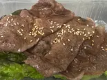 黒毛和牛みすじの薄焼き牛皿(炭火焼肉牛ヶ梅)