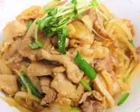 ドカ盛りスタミナ丼W Double Stamina Rice Bowl(ジロー's テーブル 東武練馬イオン前店)