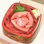特上まぐろ箱寿司（寿司処 菱膳 築地店）