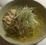 鶏肉ネギラーメン（台湾伝統料理 秀玉 シュウギョク）