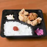 新人弁当(もも)(デカ盛り唐揚げ専門店「職人弁当」)