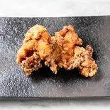スタミナにんにく鶏唐揚げ(2個入り)（肉のハッピー）