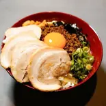 極上チャーシュー4枚のせ台湾まぜそば(【超美味でも980円】まぜぬなら まぜてみせよう まぜ麺屋 堺店)