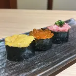 軍艦3種【うに1貫いくら1貫ネギトロ1貫】（阿部寿司 広尾本店）