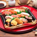 大漁旗大盛り（回転寿司力丸 三宮センタープラザ店）