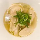 鶏炊き餃子(4個)(つけ麺とまぜそばと酒 ざきお)