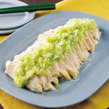 蒸し鶏 Steamed Chicken（中華料理 三幸苑）