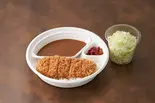 茶美豚かつカレー<キャベツ付>（とんかつまい泉 青山本店）