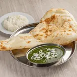 ほうれん草チキンカレーセット(sagchikencurryset)（インドネパール料理リンシャ）