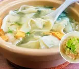 鲜肉芹菜大馄饨(セロリと豚肉の大ワンタン)10個（ワンタンの味）