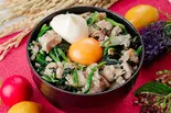 【たまご付】豚とほうれん草のポパイ丼(約100g)（ハラミ・ローストビーフ丼 ハラミと米 心斎橋本店）
