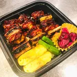 国産鶏の焼き鳥丼(タレ)（大衆酒場 和海）