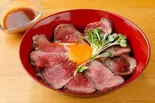 ローストビーフ丼(並)（肉ドコロ せい吾）