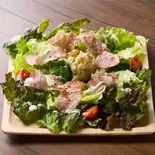 ゴイゴエサラダ(特製シーザードレッシング)（ゴイゴエ酒場）