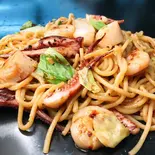シーフード塩焼きそば（お好み焼き 鉄板焼 満まん）