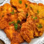 スパイシーフライドチキン spicy fried chicken(インドネパールレストランアムル)