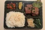 上カルビ弁当(和牛焼肉 牛園)