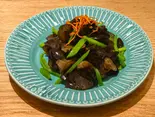 黒木耳のネギソース和え（CANTON8茶楼）