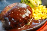 濃厚デミグラスソース和牛ハンバーグ ライス付き Wagyu hamburger steak in rich demi-glace sauce with rice（【和牛ハンバーグステーキ弁当】GOD OF MEAT～南阿佐ヶ谷店～）