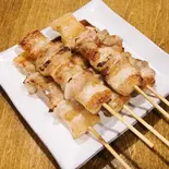 豚バラ 5本セット Pork Ribs - 5 Skewer Set（博多とりかわ大臣 駅南串房）