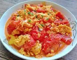 トマトと卵の中華炒め（功夫 蘭州ラーメン 中華料理）