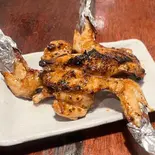 手羽先三本 タレ（やきとり鳥七）