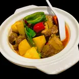 飯盒軟骨煮込み・飯盒焖軟骨(小尾羊 薬膳しゃぶしゃぶ 巣鴨店)