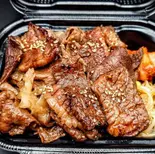 W焼肉弁当（炭火焼肉 牛灯）