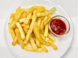 スパイシーフライドポテト French fries with spice seasoning（インドネパールビリヤニカレー創作料理サムジャナ）