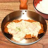 マヨキムチかつ丼サラダセット（元祖 変わりかつ丼・親子丼 祭太鼓 上本町ハイハイタウン店）
