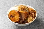 豚一枚増し辛い汁なしそば 並盛（ラーメン宮郎）
