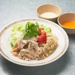 マンゲイラチキンライス(マンゲイラ×ソバサンカク)