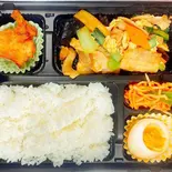 木須肉弁当（福餃子）