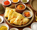 プレーンナン＆カリーセット Plain Naan ＆ Curry Set（カトマンドゥカリーPUJA六甲）