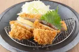 チーズ&梅しそ熟成重ねかつ相盛り弁当(宅配とんかつ かさねや 博多店)