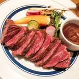 厳選牛ハラミステーキ200g 自家製オニオンソース付（お肉と三浦野菜のお店THE BANFF(ザバンフ) 自由が丘店）