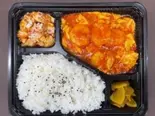 エビチリソース玉子炒め弁当（中華料理 北京亭 戸田公園店）