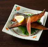 サバ干物燻製Dried and smoked mackerel（魚と燻製の店 さんばんや）