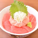 マグロとネギトロの合い盛り丼(からあげ丼 日の家)