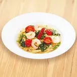えびとほうれん草のトマトペペロンチーノ（オリーブの丘 さいたま三橋店）